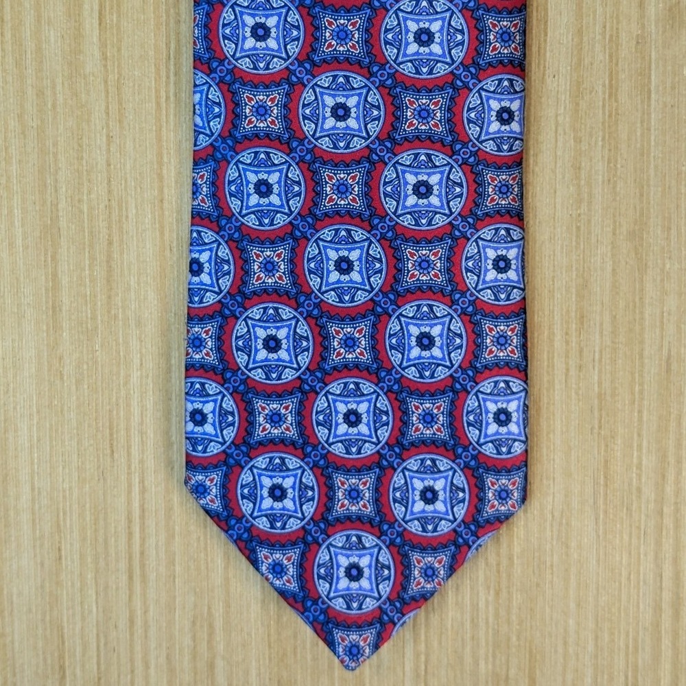 Hart Schaffner Marx Mens Silk Tie Blue Red Geometric Medallion Made in Italy